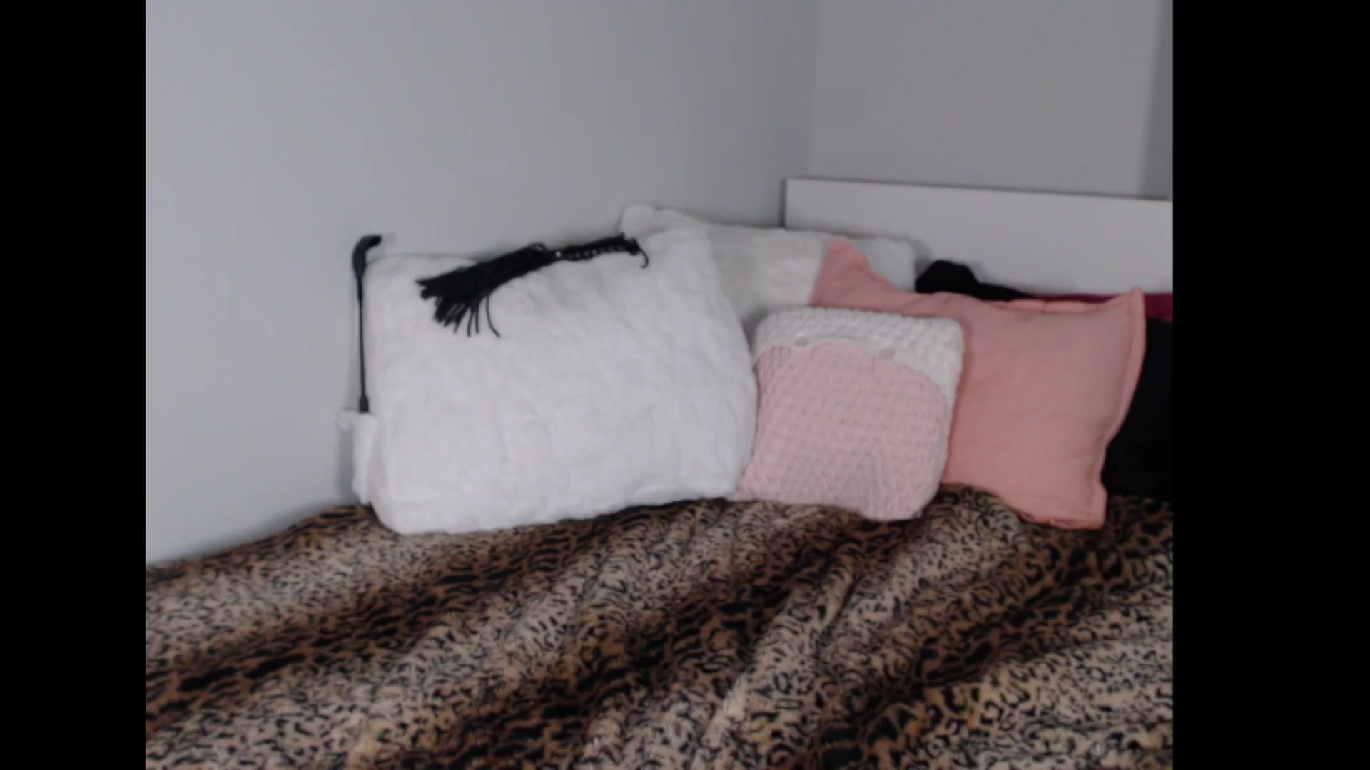 Gallery image thumbnail from Maddz_Jo's myfreecams stream on, 06/25/2025, 07:52 image 5 of 20