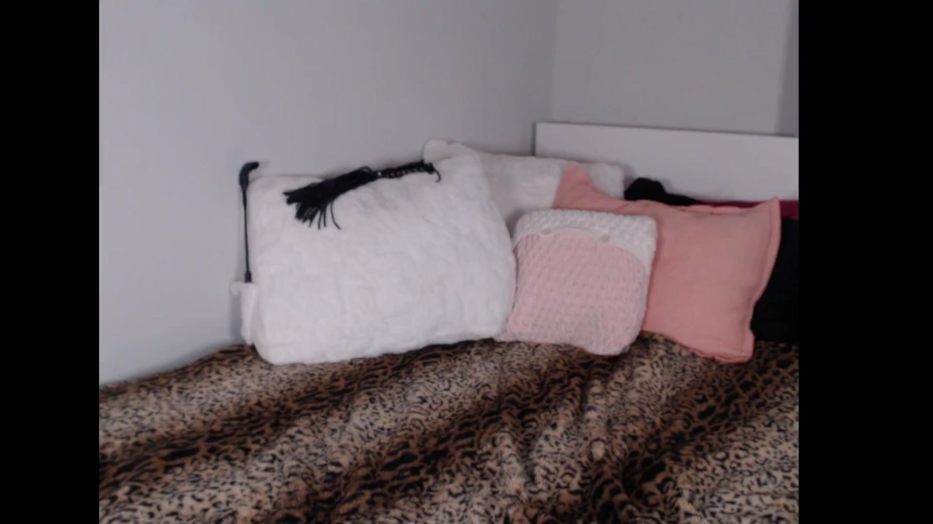 Gallery image thumbnail from Maddz_Jo's myfreecams stream on, 06/25/2025, 07:52 image 20 of 20