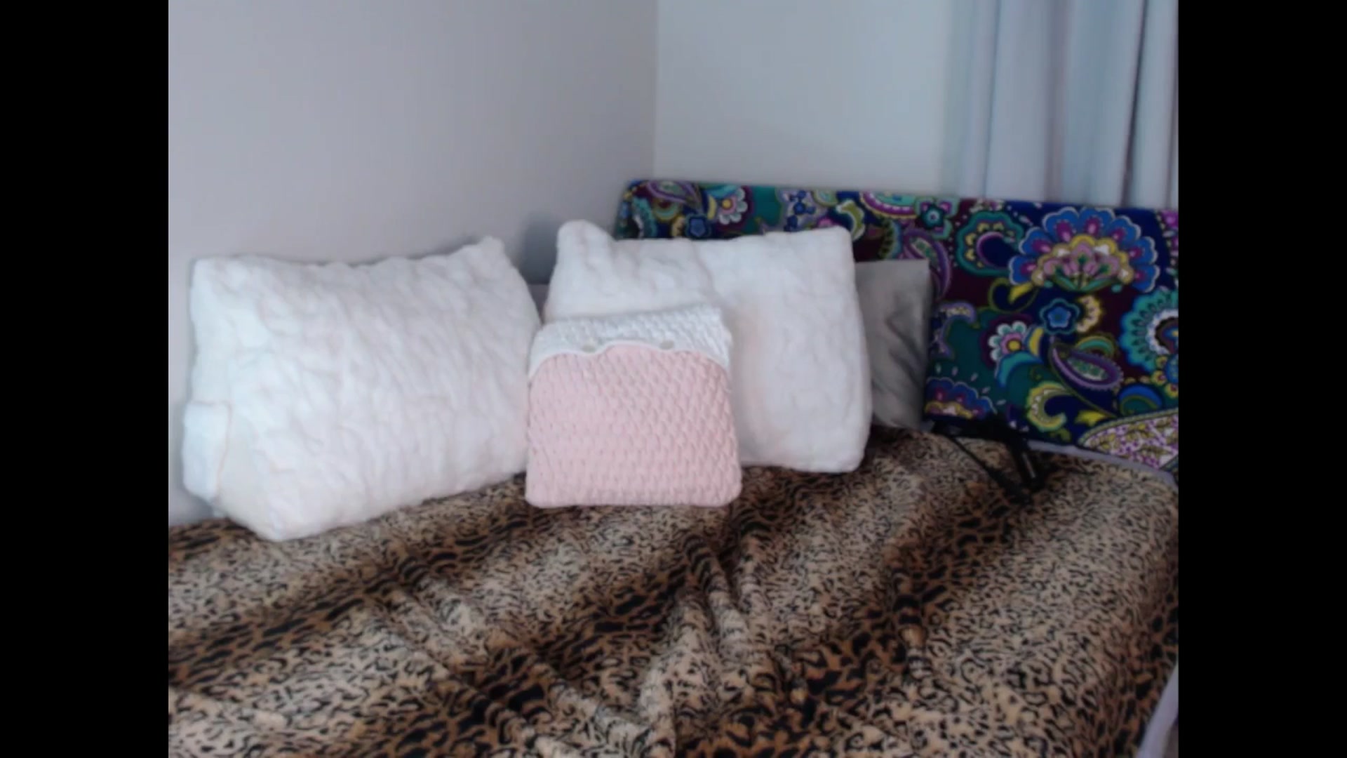 Gallery image thumbnail from Maddz_Jo's myfreecams stream on, 08/22/2025, 09:06 image 11 of 20