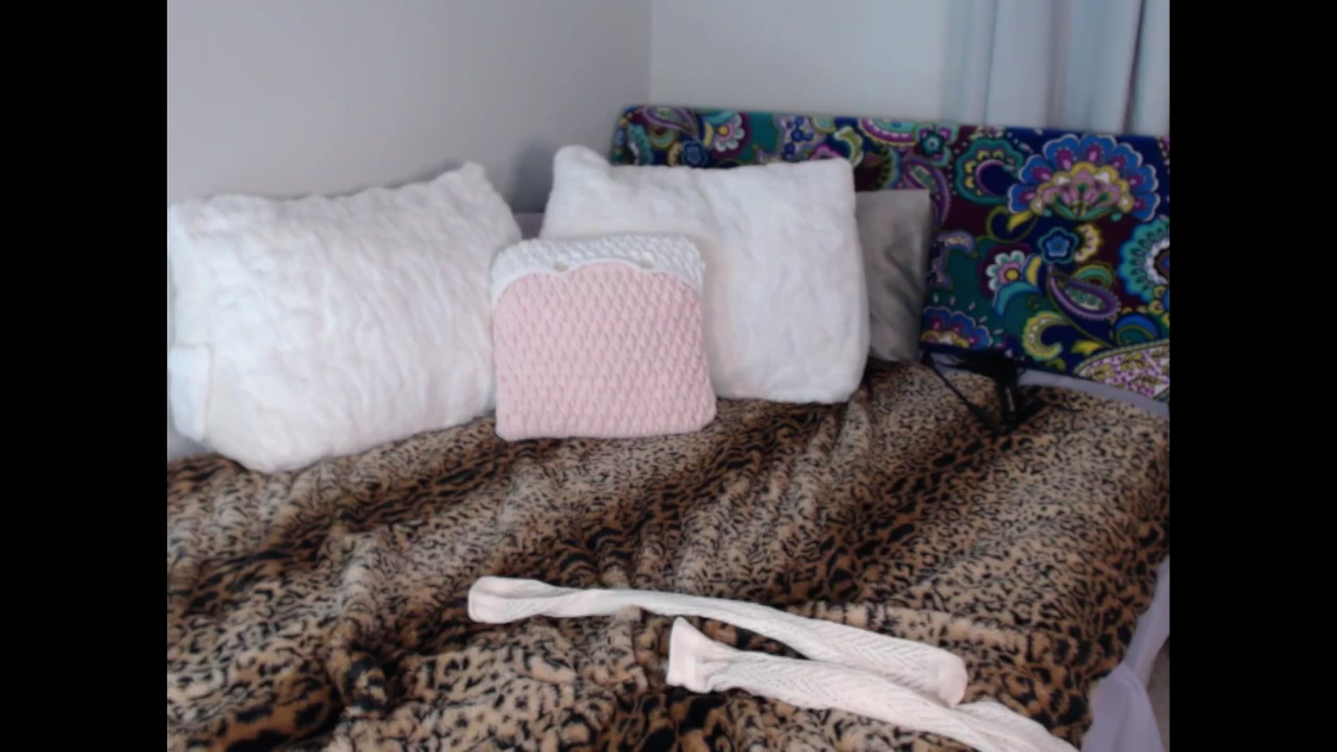 Gallery image thumbnail from Maddz_Jo's myfreecams stream on, 08/22/2025, 10:10 image 5 of 20
