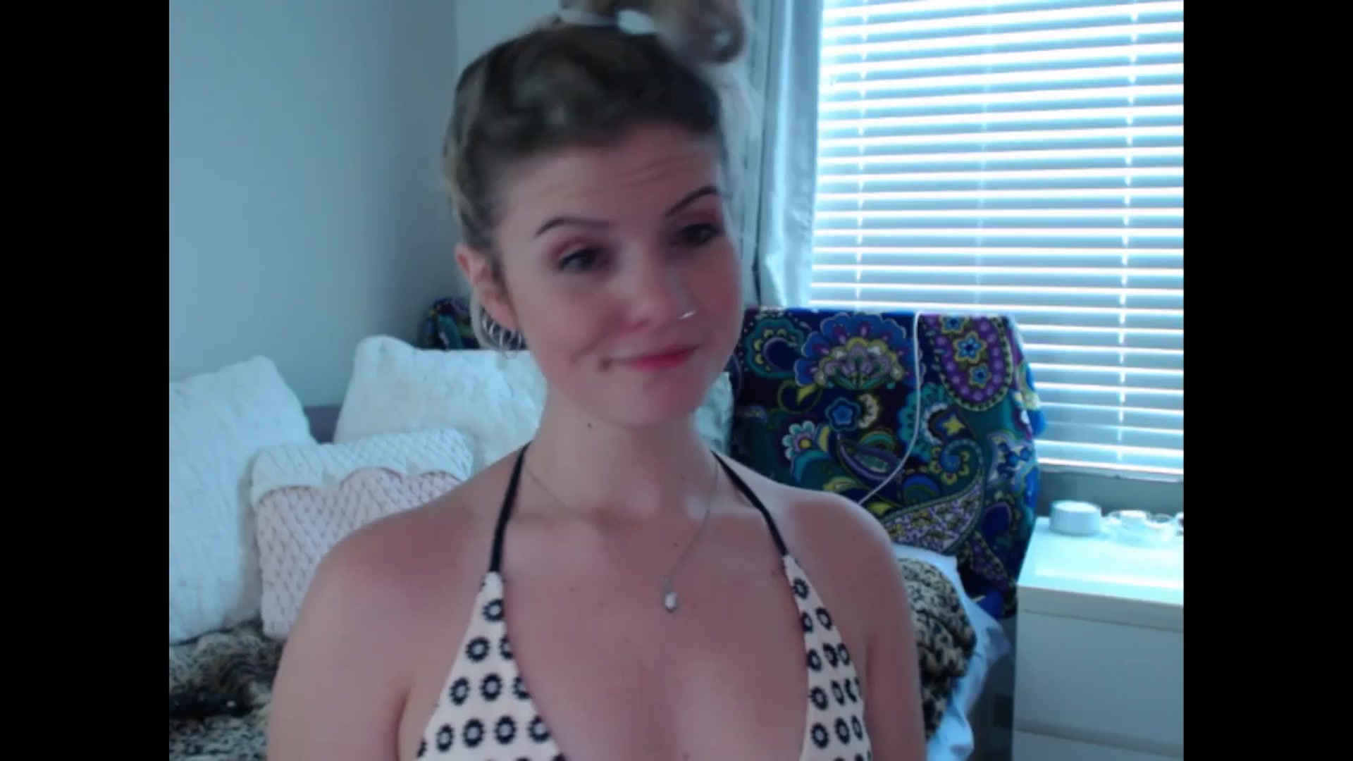 Gallery image thumbnail from Maddz_Jo's myfreecams stream on, 08/22/2025, 12:48 image 20 of 20