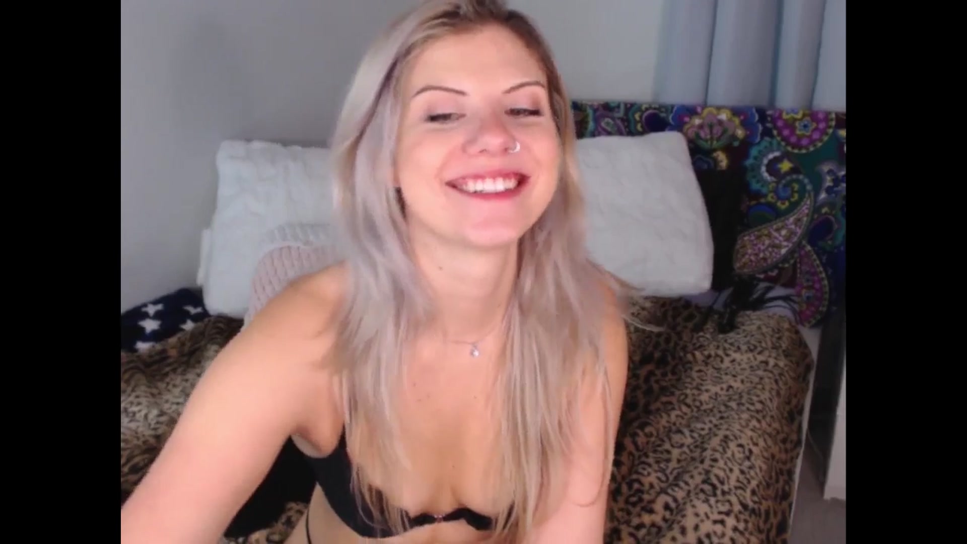 Gallery image thumbnail from Maddz_Jo's myfreecams stream on, 08/28/2025, 11:27 image 10 of 20