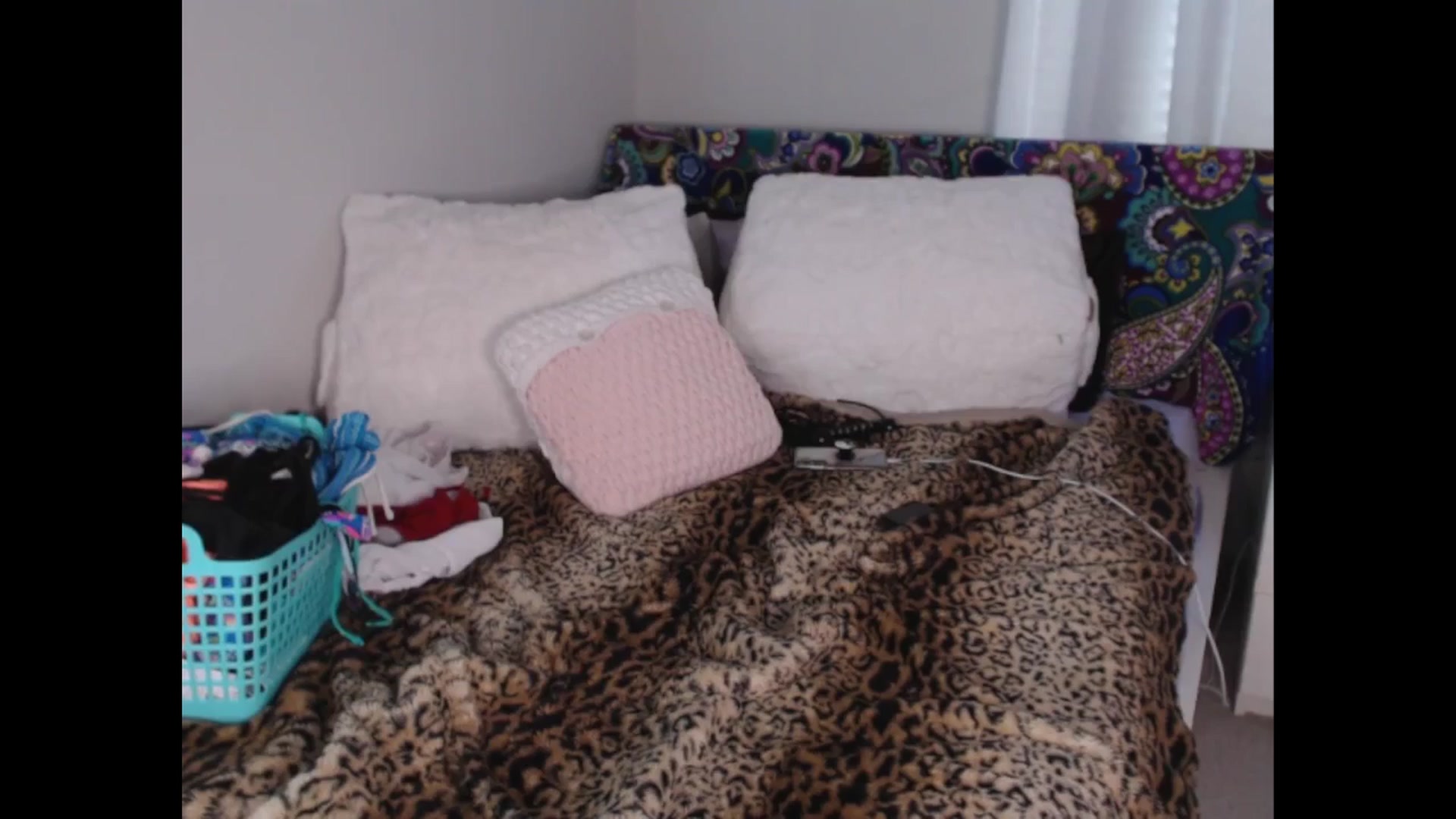Gallery image thumbnail from Maddz_Jo's myfreecams stream on, 08/28/2025, 14:54 image 17 of 20