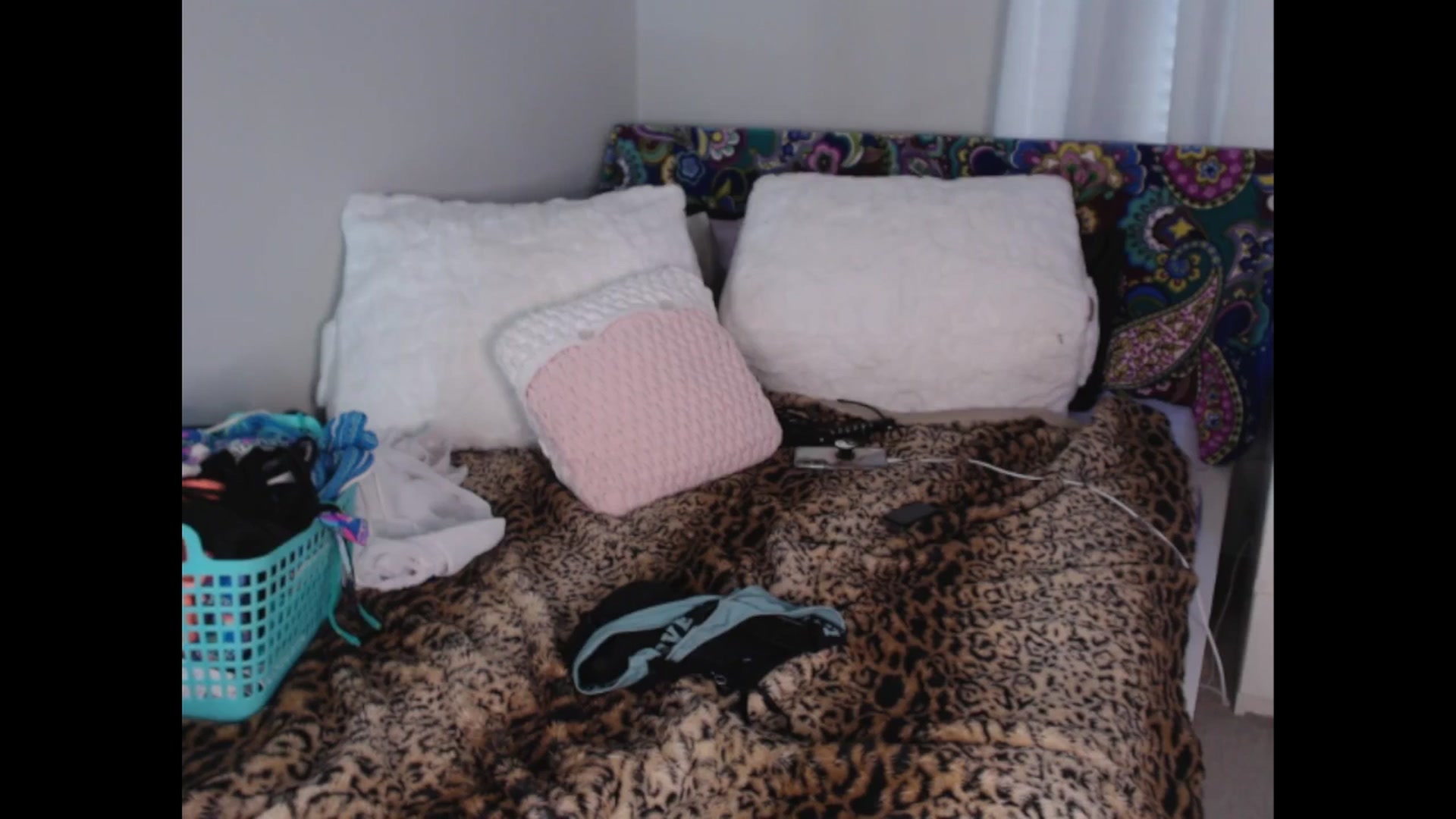 Gallery image thumbnail from Maddz_Jo's myfreecams stream on, 08/28/2025, 14:54 image 19 of 20