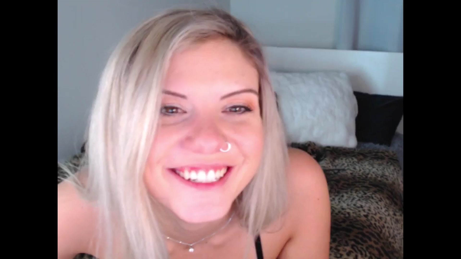 Gallery image thumbnail from Maddz_Jo's myfreecams stream on, 09/29/2025, 09:19 image 13 of 20