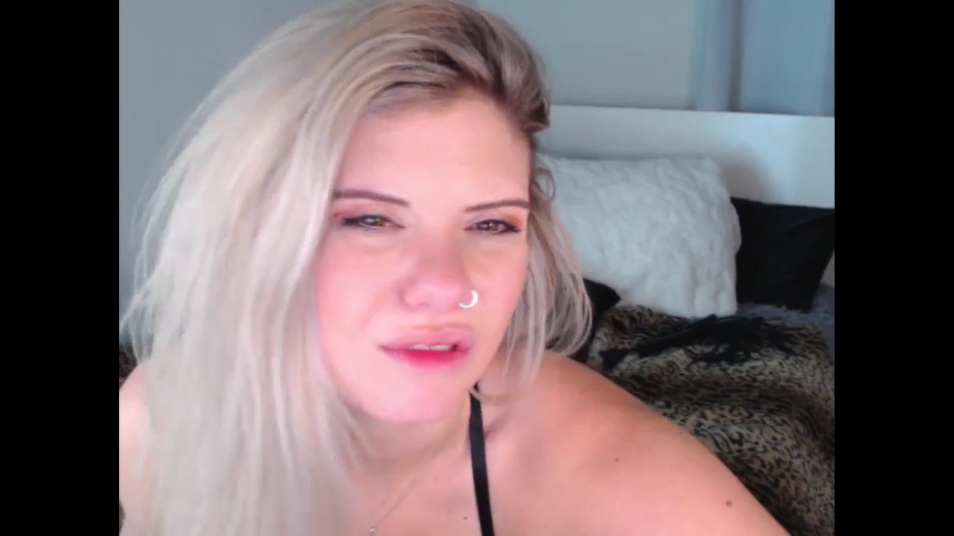 Gallery image thumbnail from Maddz_Jo's myfreecams stream on, 09/29/2025, 10:47 image 19 of 20