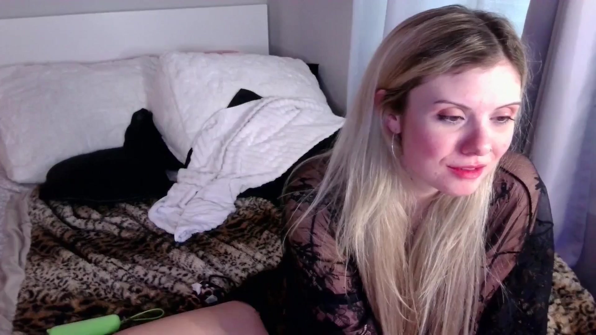 Gallery image thumbnail from Maddz_Jo's myfreecams stream on, 02/28/2026, 17:08 image 13 of 20