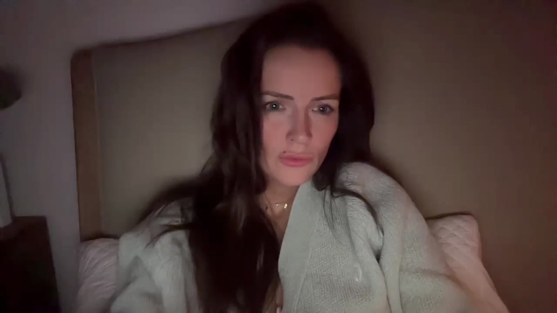 Gallery image thumbnail from MadeYouMissMe's myfreecams stream on, 03/29/2025, 23:47 image 7 of 20