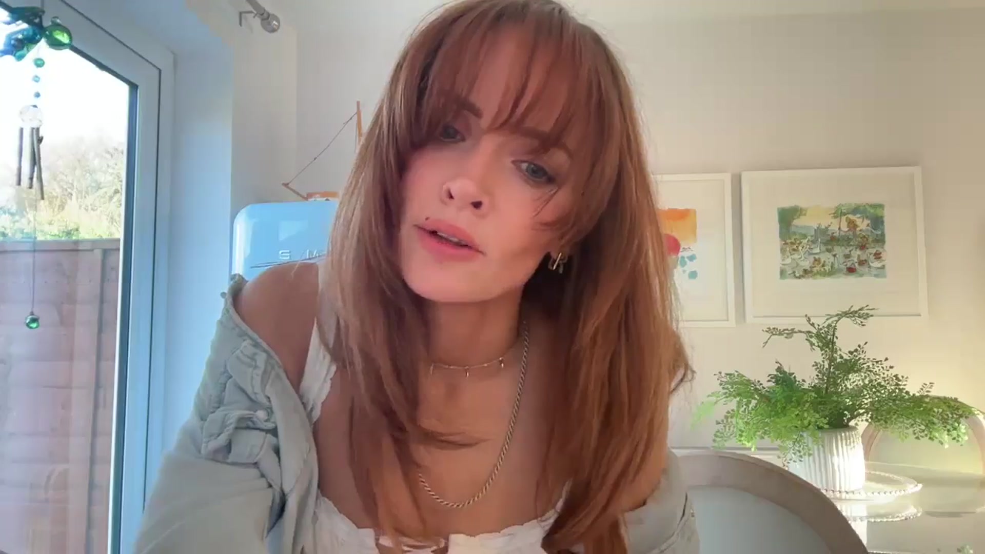 Gallery image thumbnail from MadeYouMissMe's myfreecams stream on, 03/31/2025, 19:38 image 7 of 20
