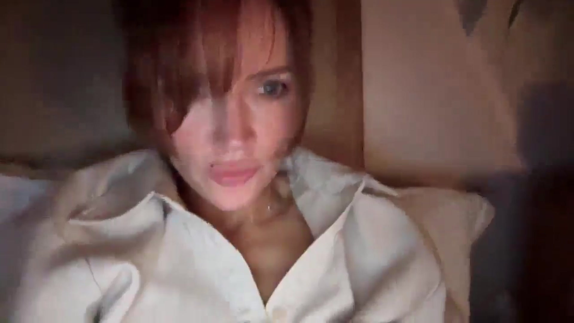 Gallery image thumbnail from MadeYouMissMe's myfreecams stream on, 04/05/2025, 23:30 image 10 of 20