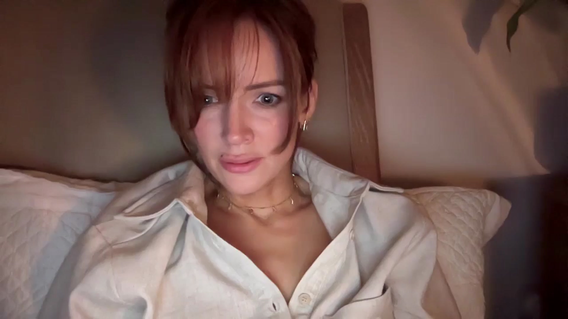 Gallery image thumbnail from MadeYouMissMe's myfreecams stream on, 04/05/2025, 23:30 image 7 of 20