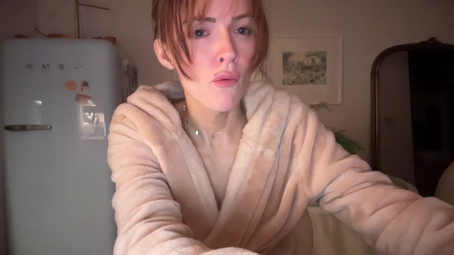 Gallery image thumbnail from MadeYouMissMe's myfreecams stream on, 04/09/2025, 24:04 image 16 of 20