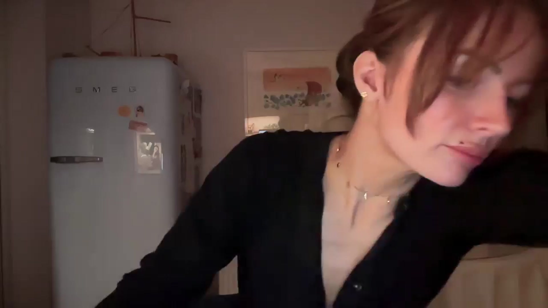 Gallery image thumbnail from MadeYouMissMe's myfreecams stream on, 04/09/2025, 24:04 image 12 of 20