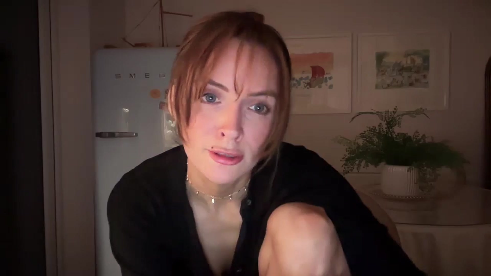 Gallery image thumbnail from MadeYouMissMe's myfreecams stream on, 04/09/2025, 24:04 image 11 of 20