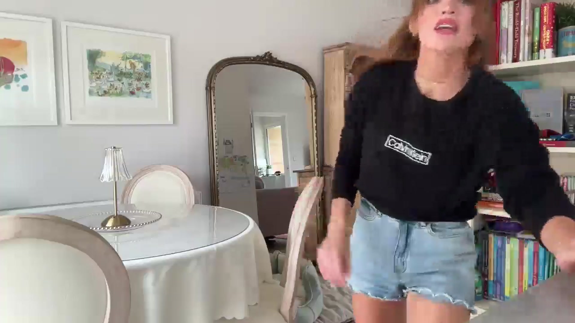 Gallery image thumbnail from MadeYouMissMe's myfreecams stream on, 04/13/2025, 15:16 image 12 of 20