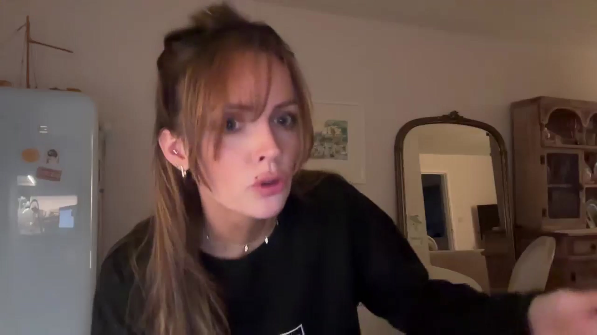 Gallery image thumbnail from MadeYouMissMe's myfreecams stream on, 04/13/2025, 21:30 image 15 of 20