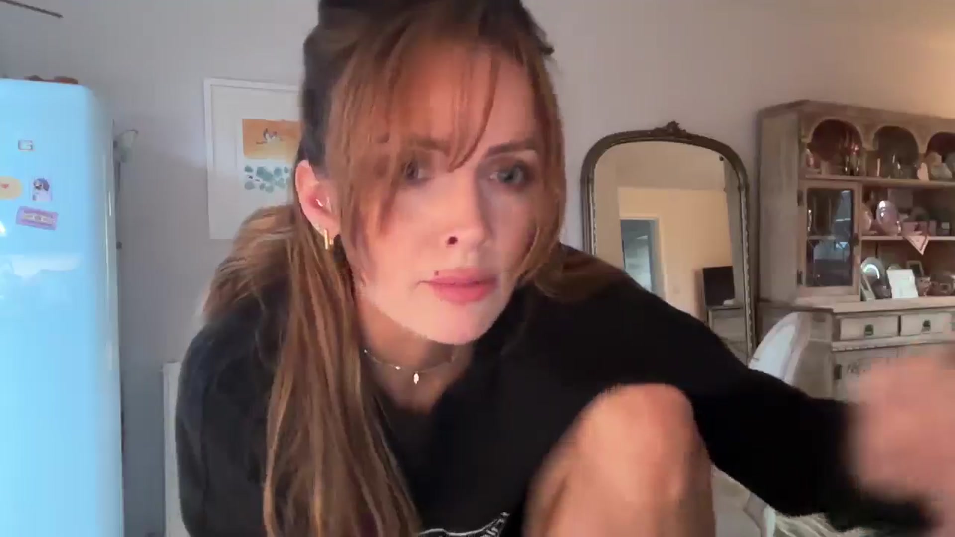 Gallery image thumbnail from MadeYouMissMe's myfreecams stream on, 04/13/2025, 21:30 image 13 of 20