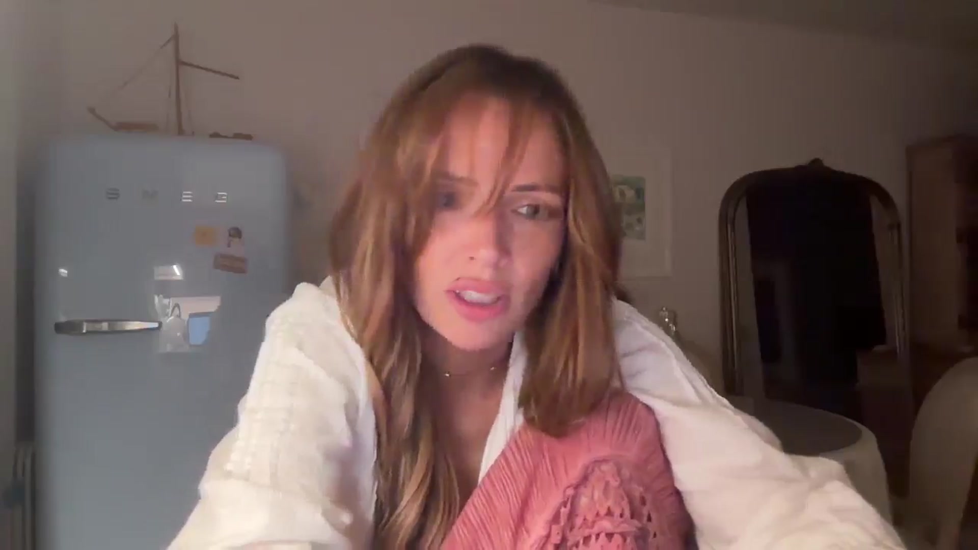 Gallery image thumbnail from MadeYouMissMe's myfreecams stream on, 04/16/2025, 21:10 image 16 of 20