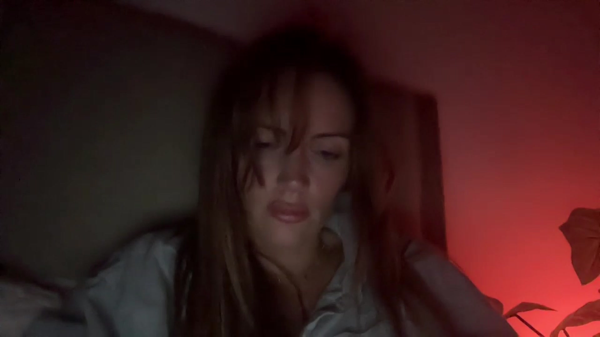 Gallery image thumbnail from MadeYouMissMe's myfreecams stream on, 04/25/2025, 23:19 image 18 of 20