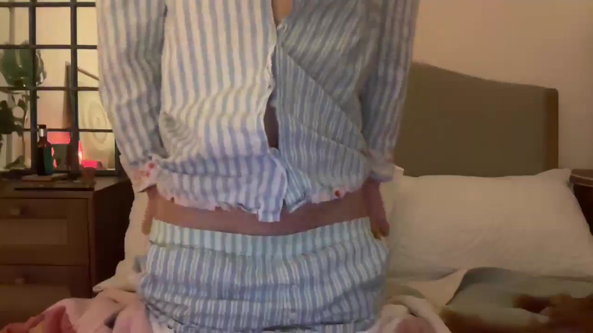 Gallery image thumbnail from MadeYouMissMe's myfreecams stream on, 05/05/2025, 23:19 image 15 of 20