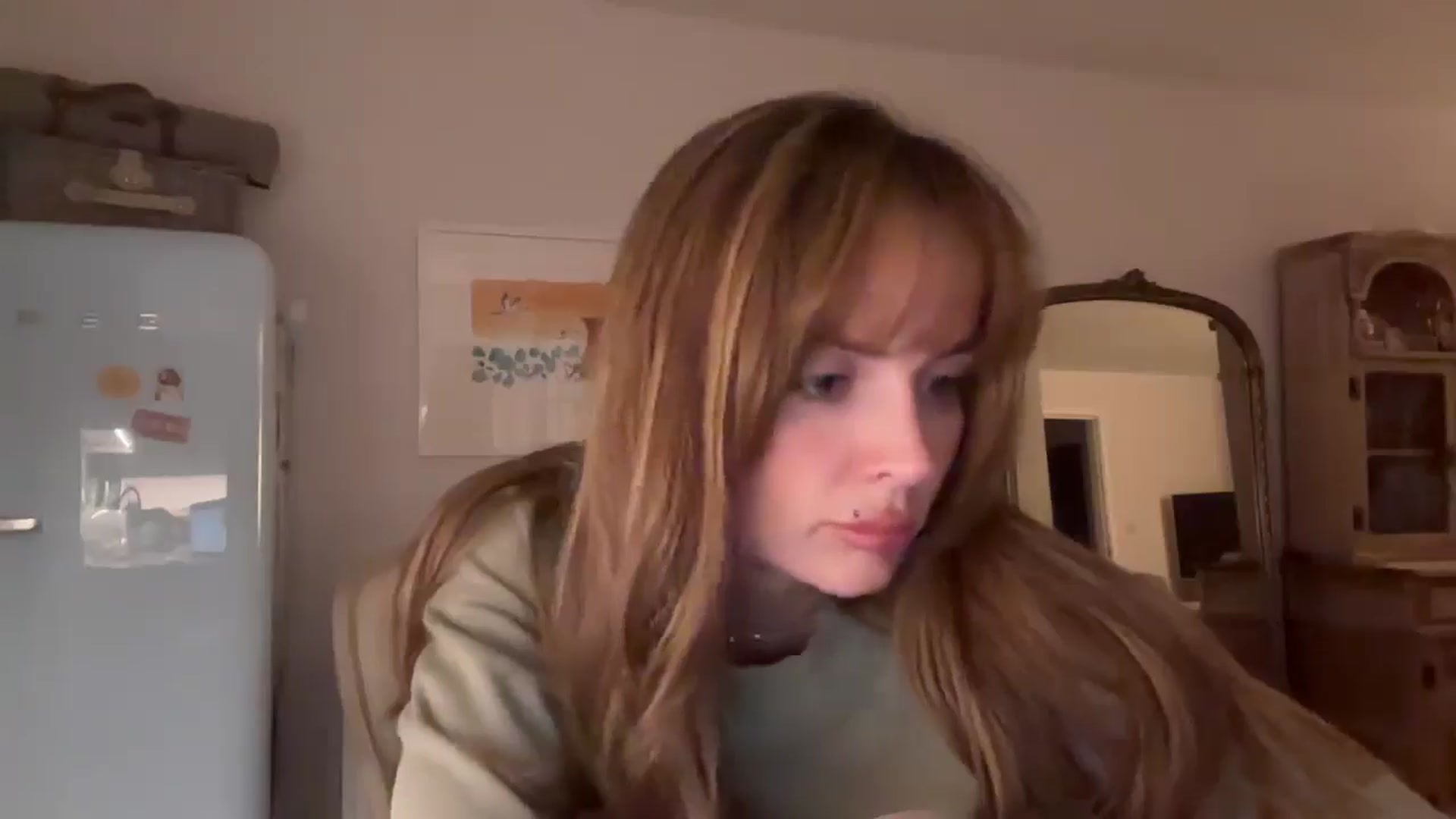 Gallery image thumbnail from MadeYouMissMe's myfreecams stream on, 05/06/2025, 22:37 image 4 of 20