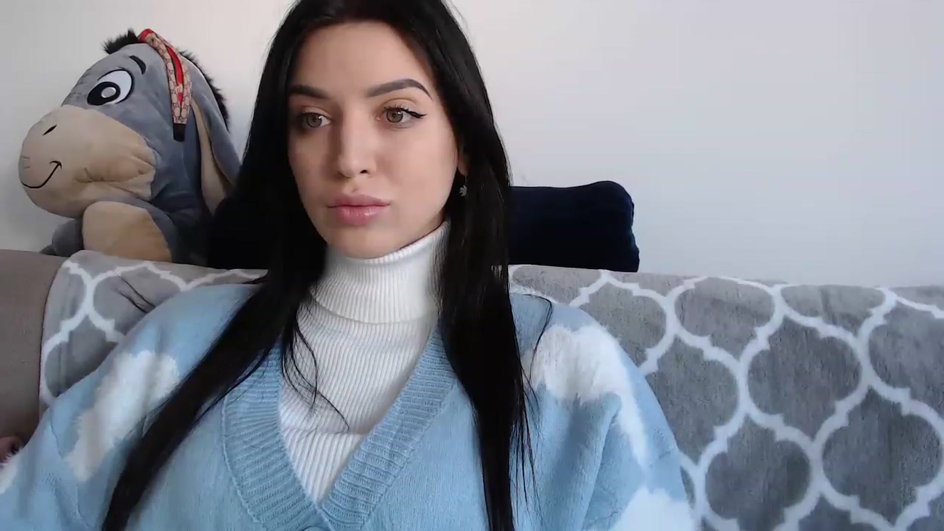 Gallery image thumbnail from Made_in_UA's myfreecams stream on, 11/22/2022, 12:56 image 12 of 20