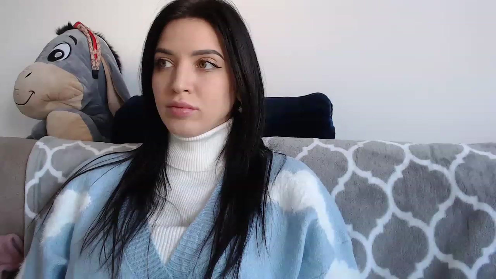 Gallery image thumbnail from Made_in_UA's myfreecams stream on, 11/22/2022, 12:56 image 20 of 20
