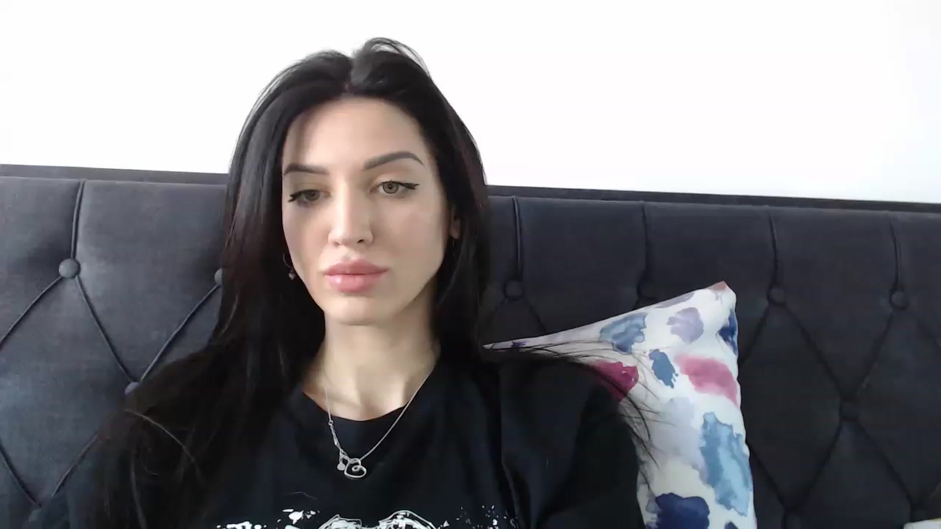 Gallery image thumbnail from Made_in_UA's myfreecams stream on, 12/21/2022, 12:14 image 12 of 20