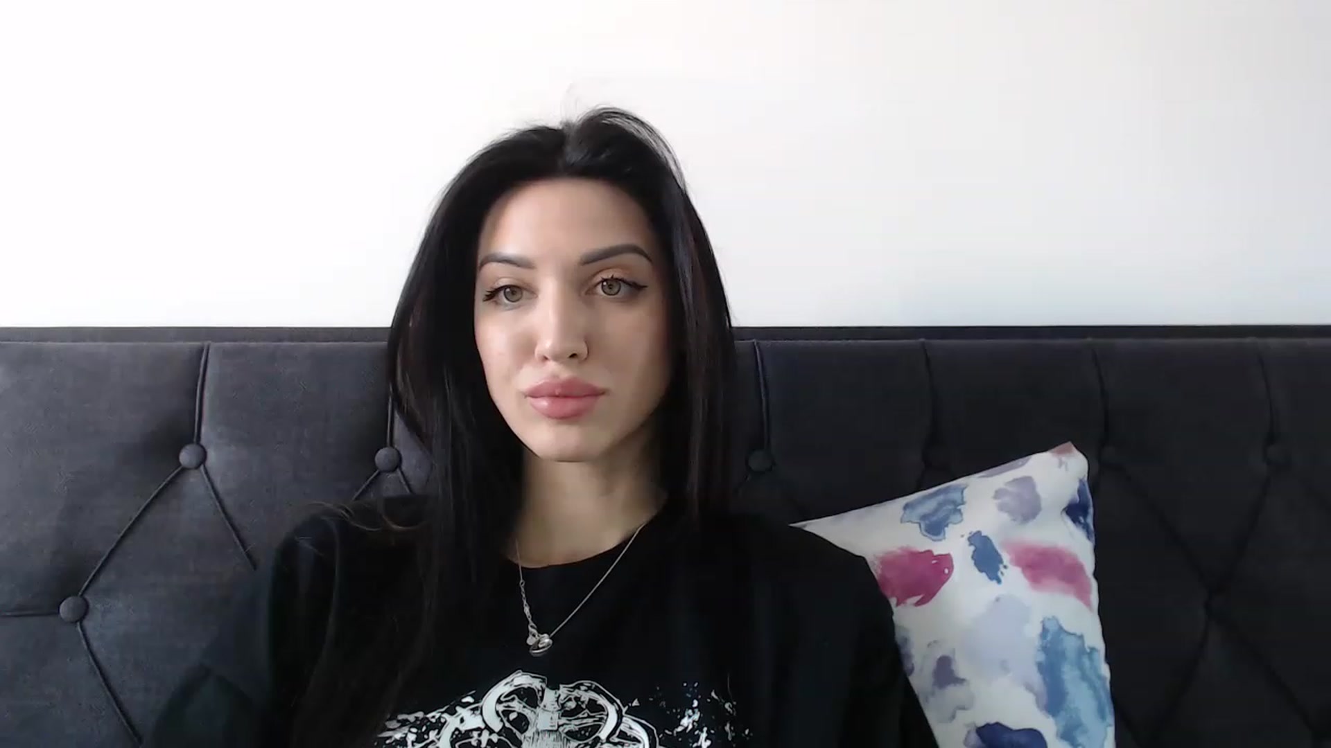 Gallery image thumbnail from Made_in_UA's myfreecams stream on, 12/21/2022, 12:14 image 15 of 20