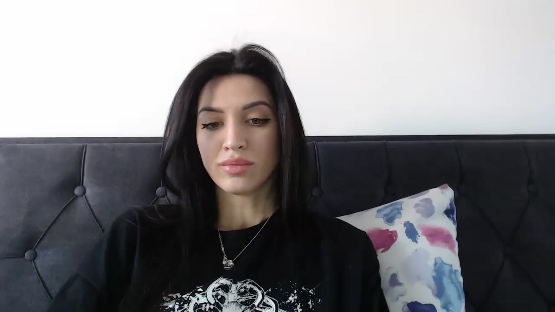 Gallery image thumbnail from Made_in_UA's myfreecams stream on, 12/21/2022, 12:14 image 16 of 20