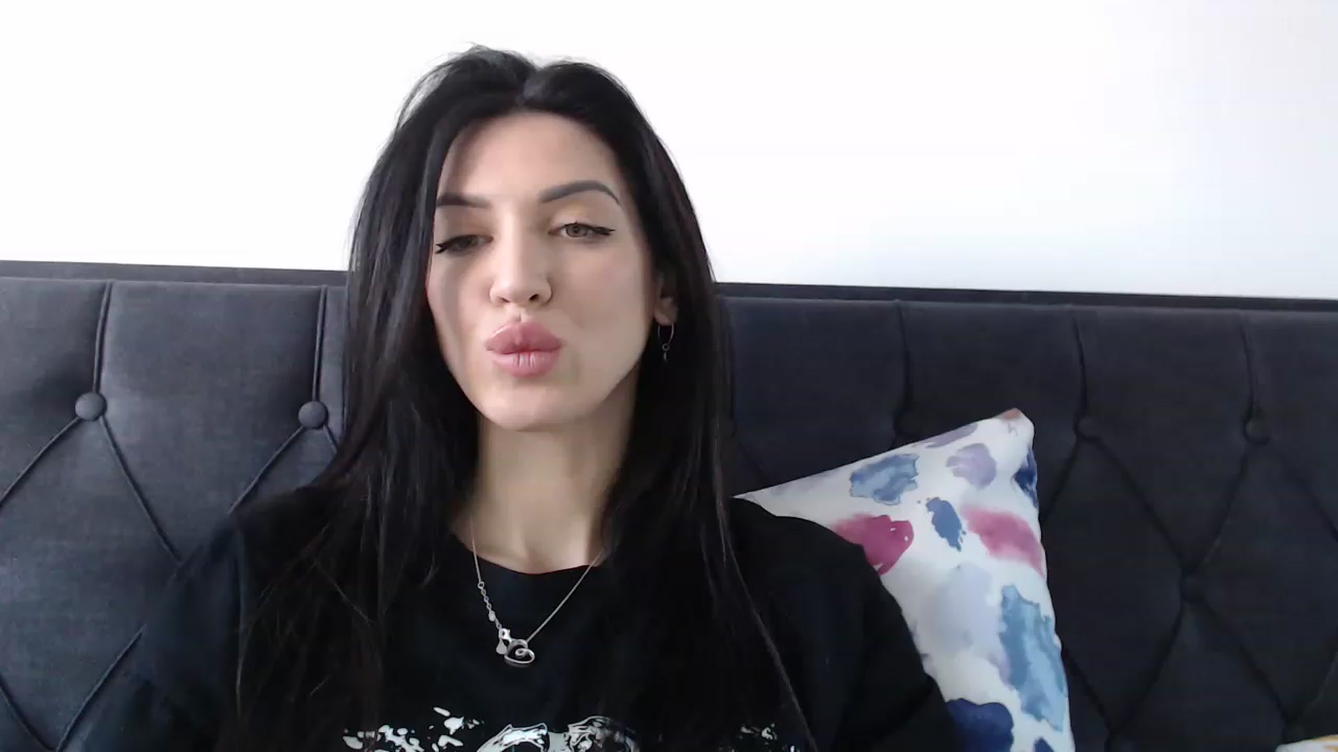 Gallery image thumbnail from Made_in_UA's myfreecams stream on, 12/21/2022, 12:14 image 7 of 20