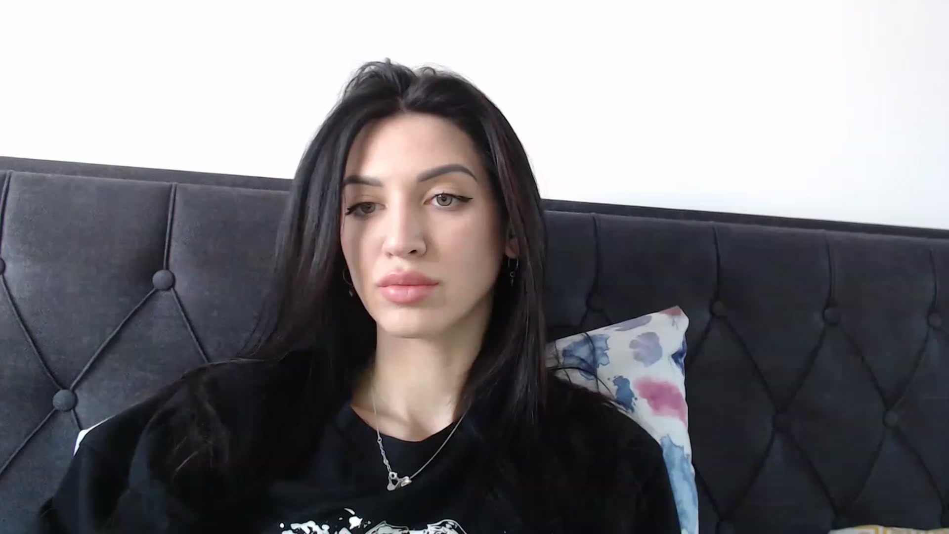 Gallery image thumbnail from Made_in_UA's myfreecams stream on, 12/21/2022, 12:14 image 6 of 20