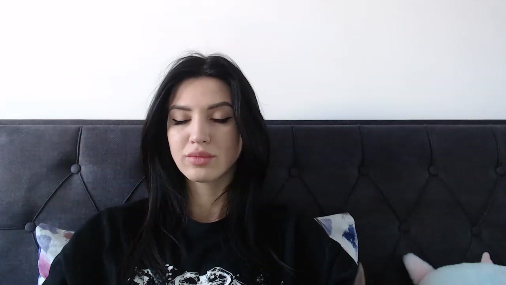 Gallery image thumbnail from Made_in_UA's myfreecams stream on, 12/22/2022, 12:16 image 15 of 20