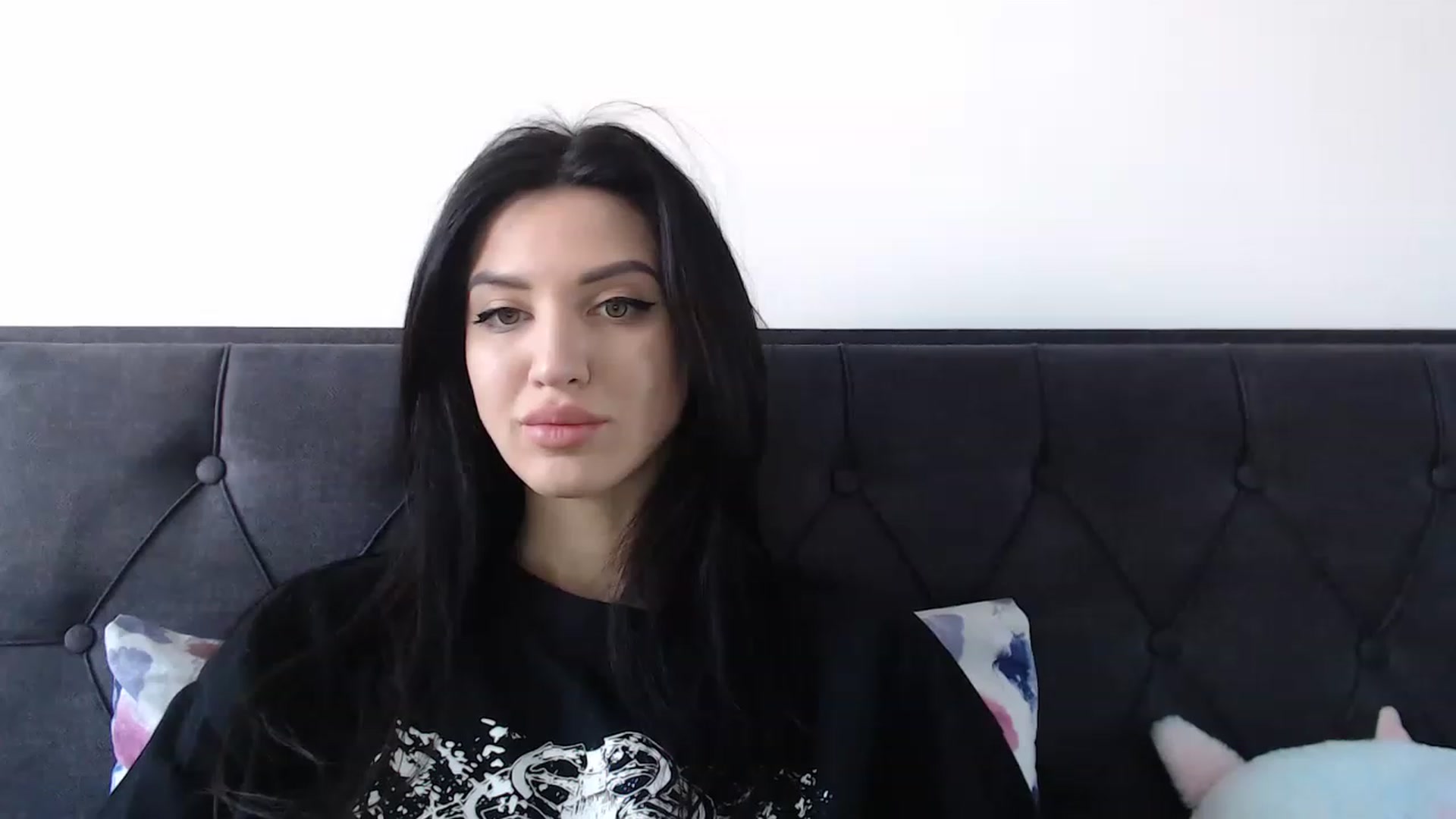 Gallery image thumbnail from Made_in_UA's myfreecams stream on, 12/22/2022, 12:16 image 2 of 20