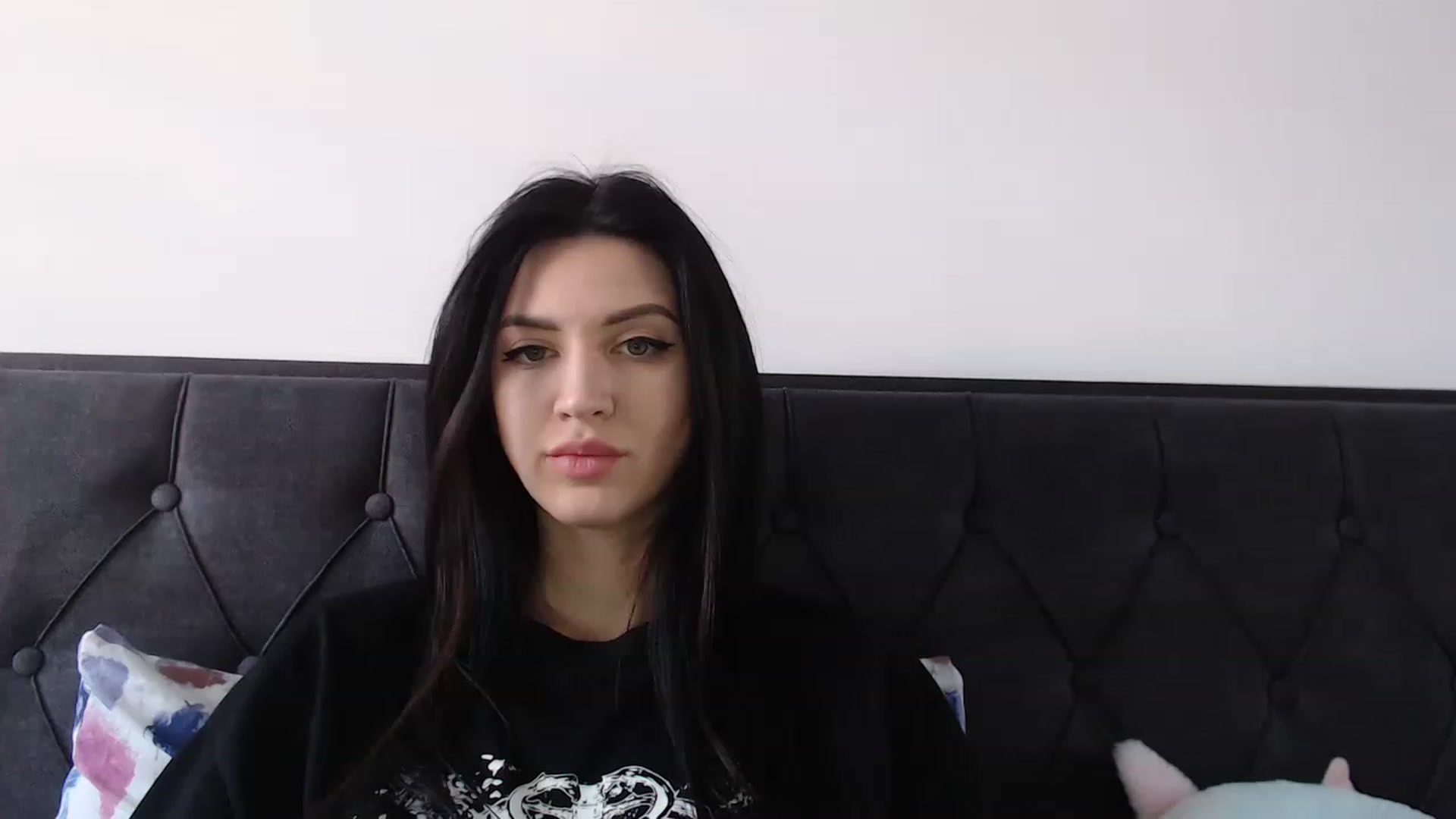 Gallery image thumbnail from Made_in_UA's myfreecams stream on, 12/22/2022, 13:09 image 2 of 20