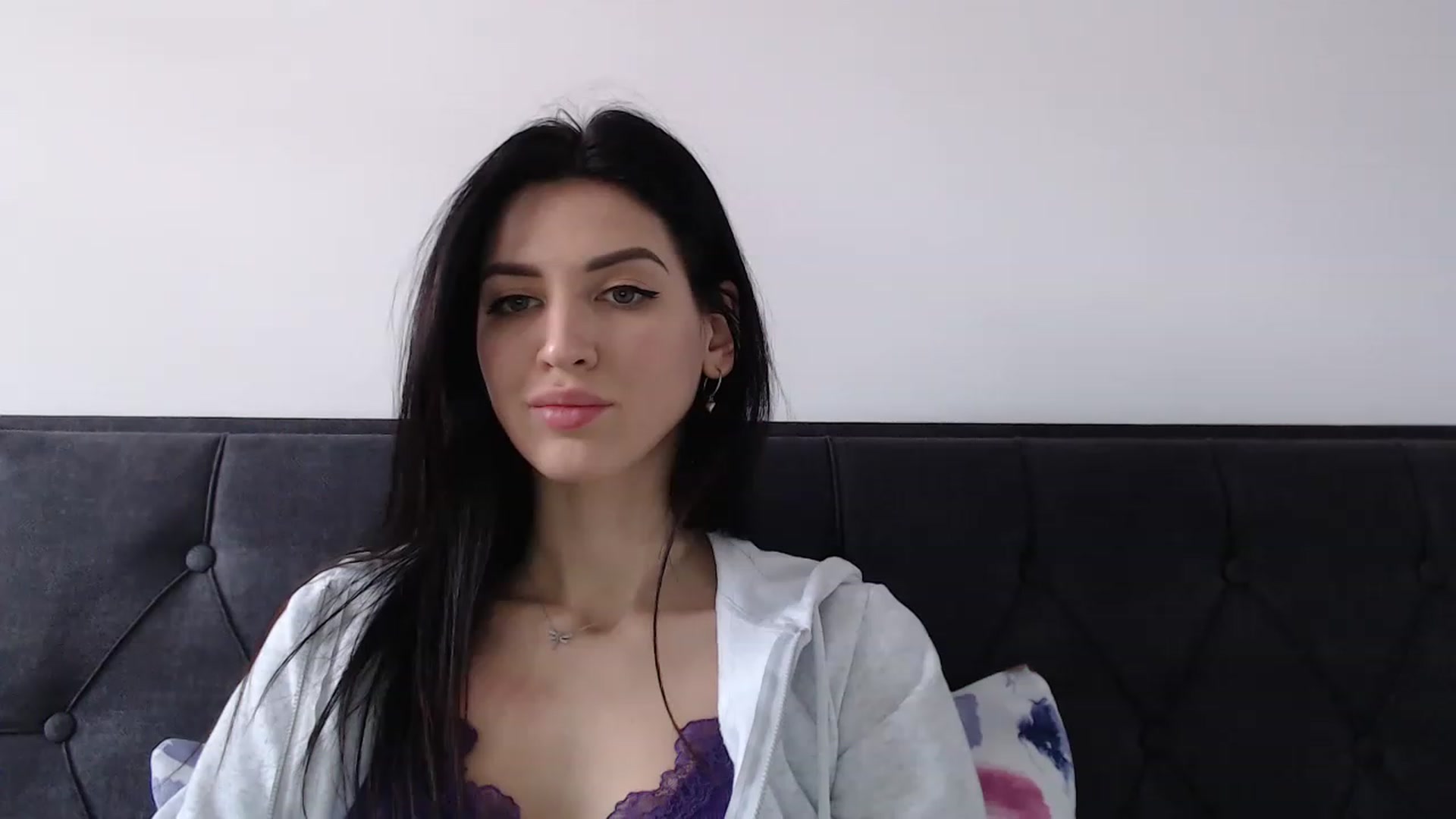 Gallery image thumbnail from Made_in_UA's myfreecams stream on, 12/24/2022, 12:15 image 13 of 20