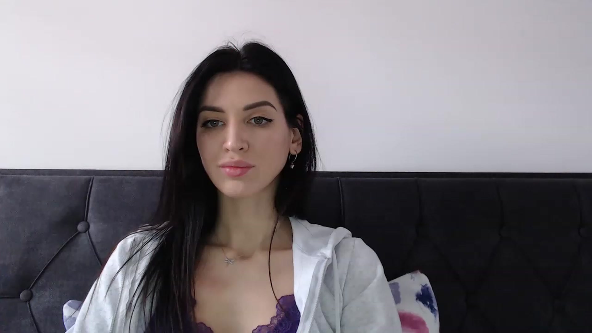 Gallery image thumbnail from Made_in_UA's myfreecams stream on, 12/24/2022, 12:15 image 14 of 20