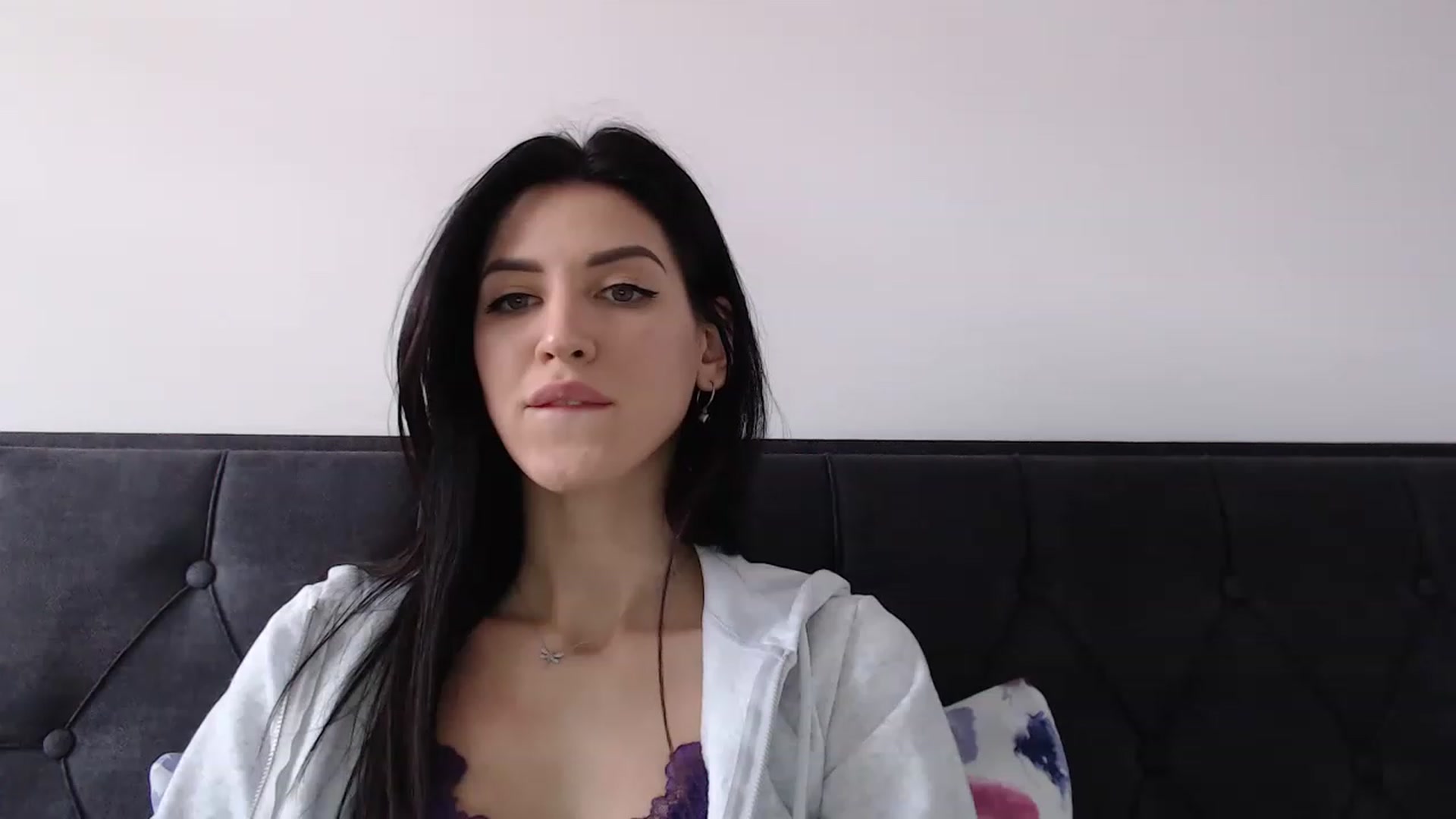 Gallery image thumbnail from Made_in_UA's myfreecams stream on, 12/24/2022, 12:15 image 17 of 20