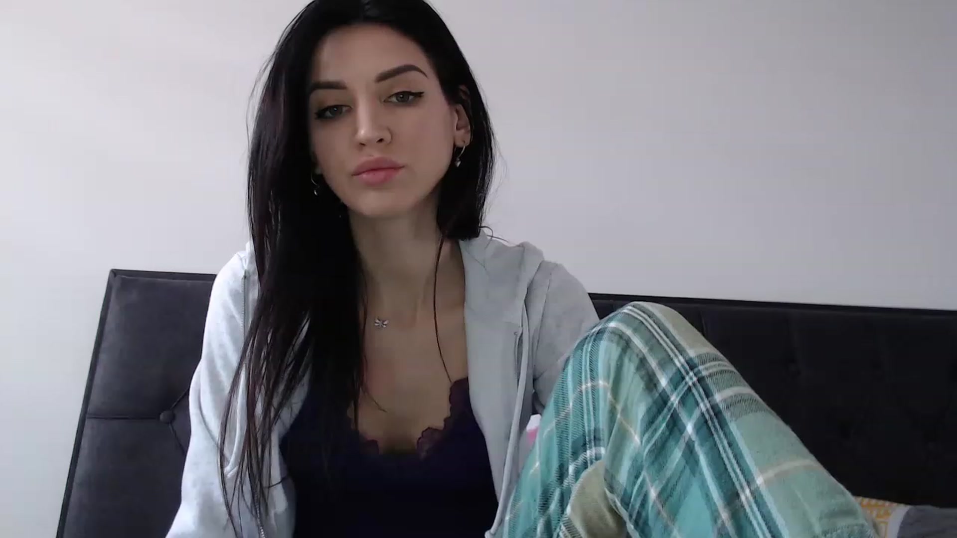 Gallery image thumbnail from Made_in_UA's myfreecams stream on, 12/24/2022, 12:15 image 5 of 20