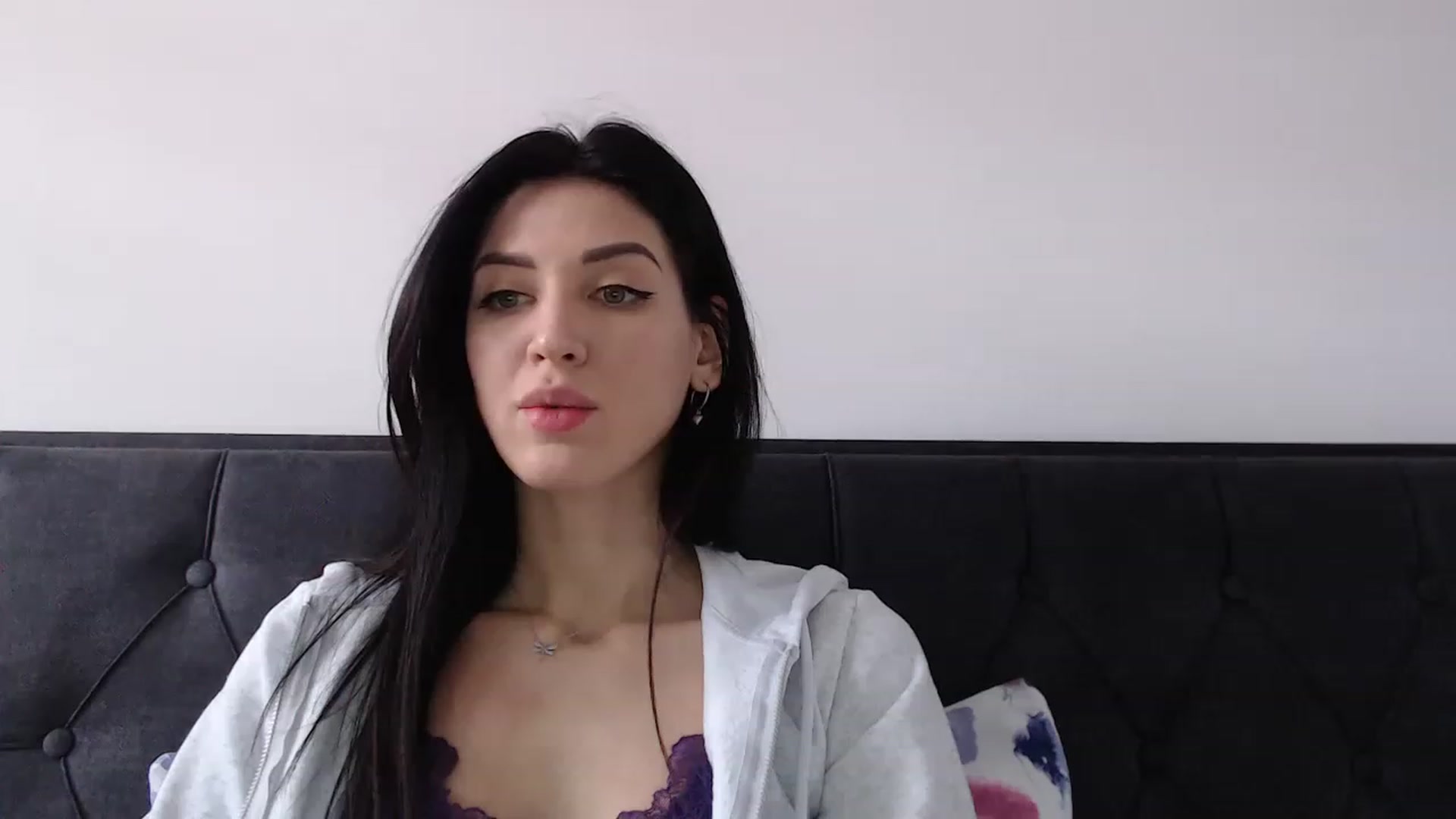 Gallery image thumbnail from Made_in_UA's myfreecams stream on, 12/24/2022, 12:15 image 16 of 20