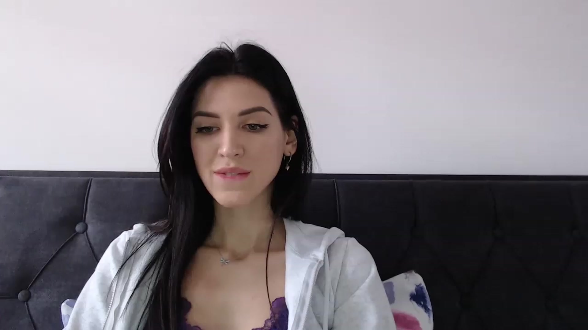 Gallery image thumbnail from Made_in_UA's myfreecams stream on, 12/24/2022, 12:15 image 20 of 20