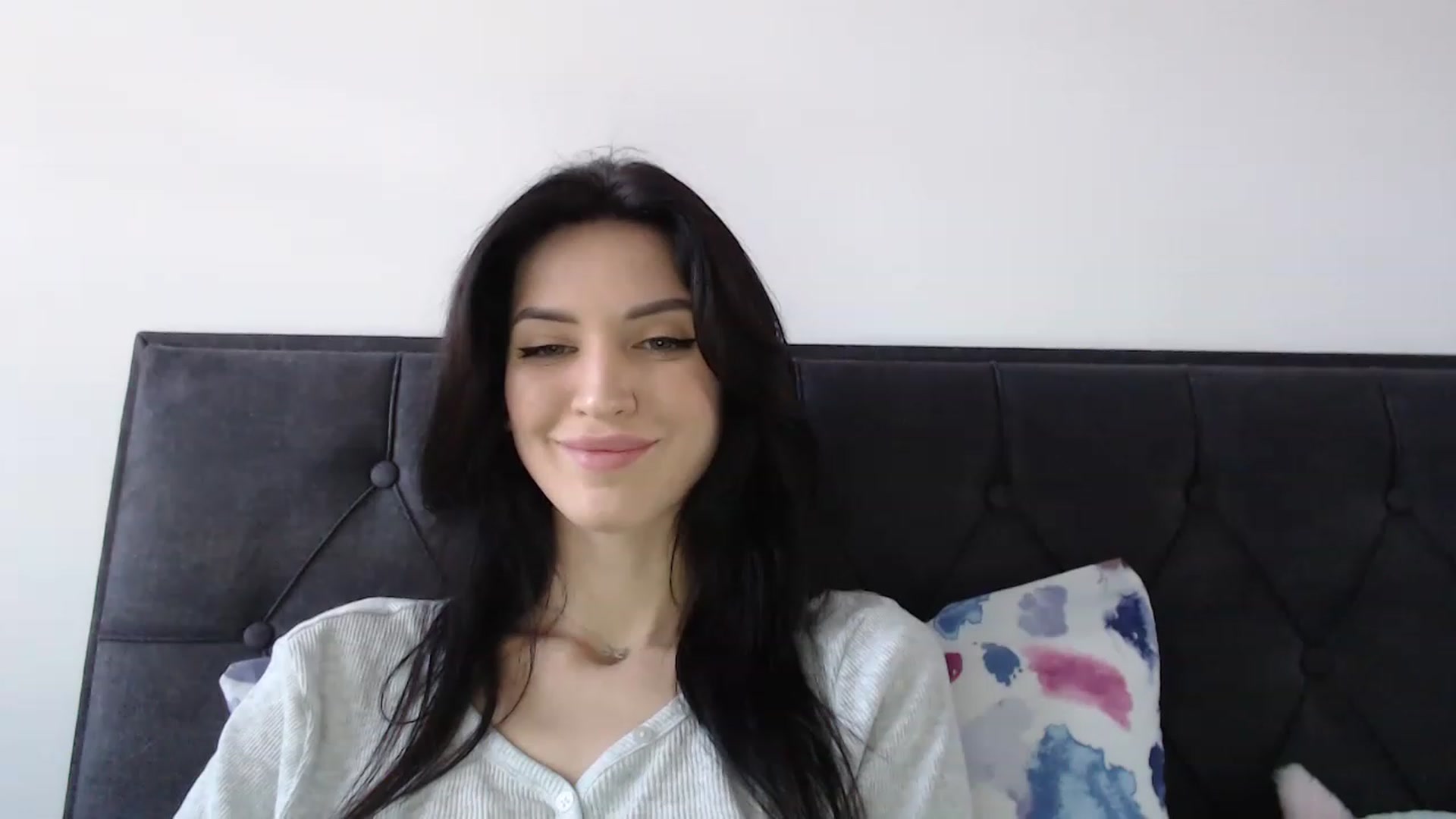Gallery image thumbnail from Made_in_UA's myfreecams stream on, 12/25/2022, 13:48 image 14 of 20