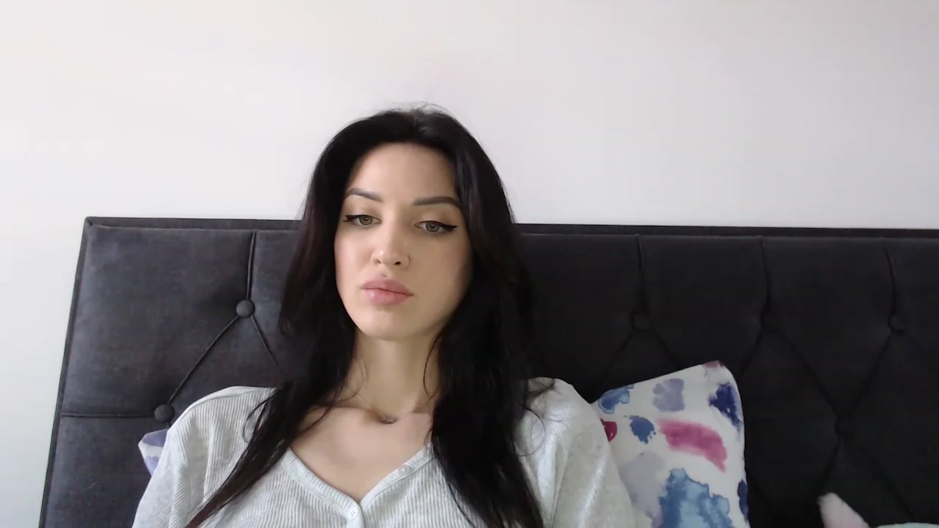 Gallery image thumbnail from Made_in_UA's myfreecams stream on, 12/25/2022, 13:48 image 16 of 20