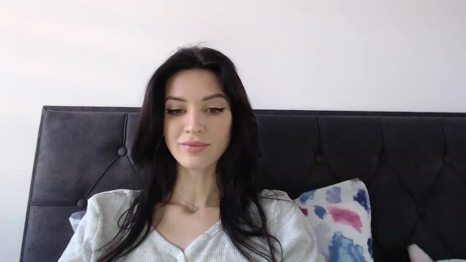 Gallery image thumbnail from Made_in_UA's myfreecams stream on, 12/25/2022, 13:48 image 11 of 20