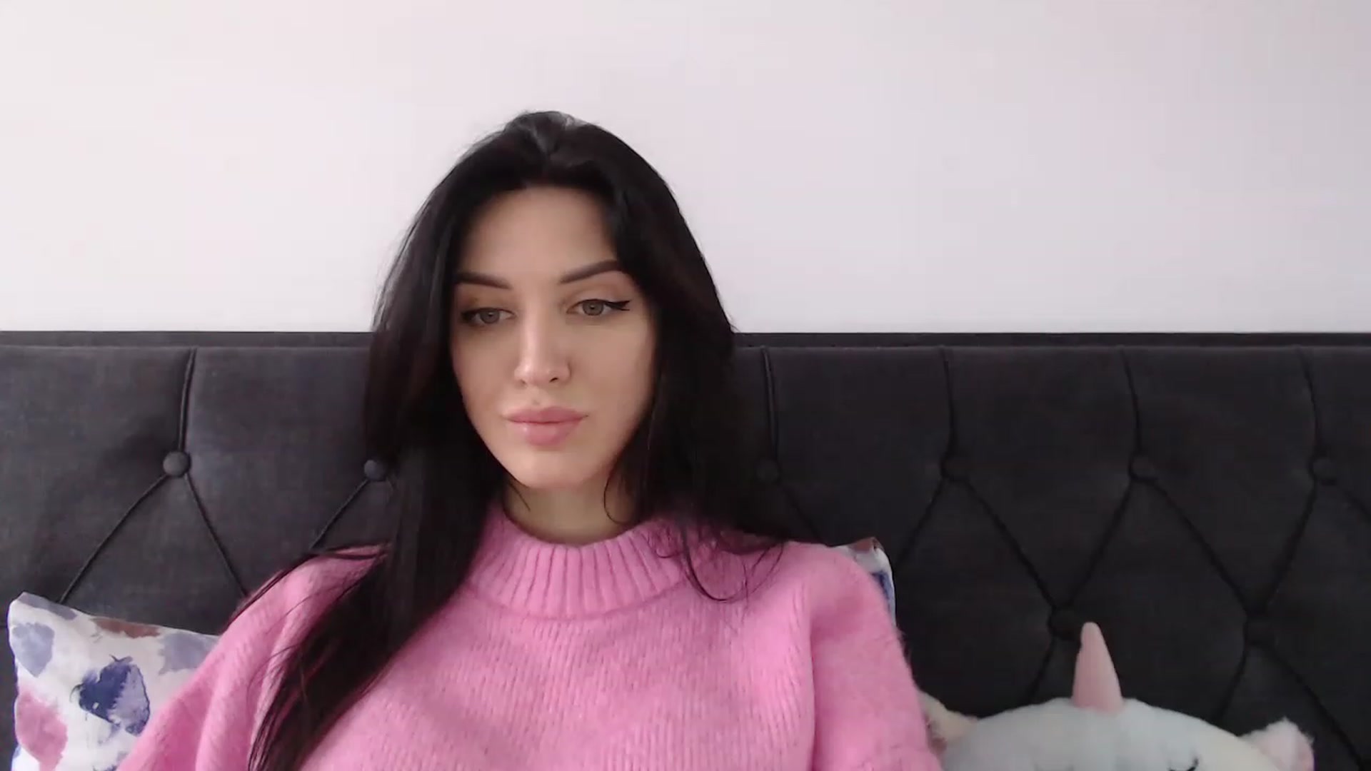Gallery image thumbnail from Made_in_UA's myfreecams stream on, 12/27/2022, 13:25 image 2 of 20