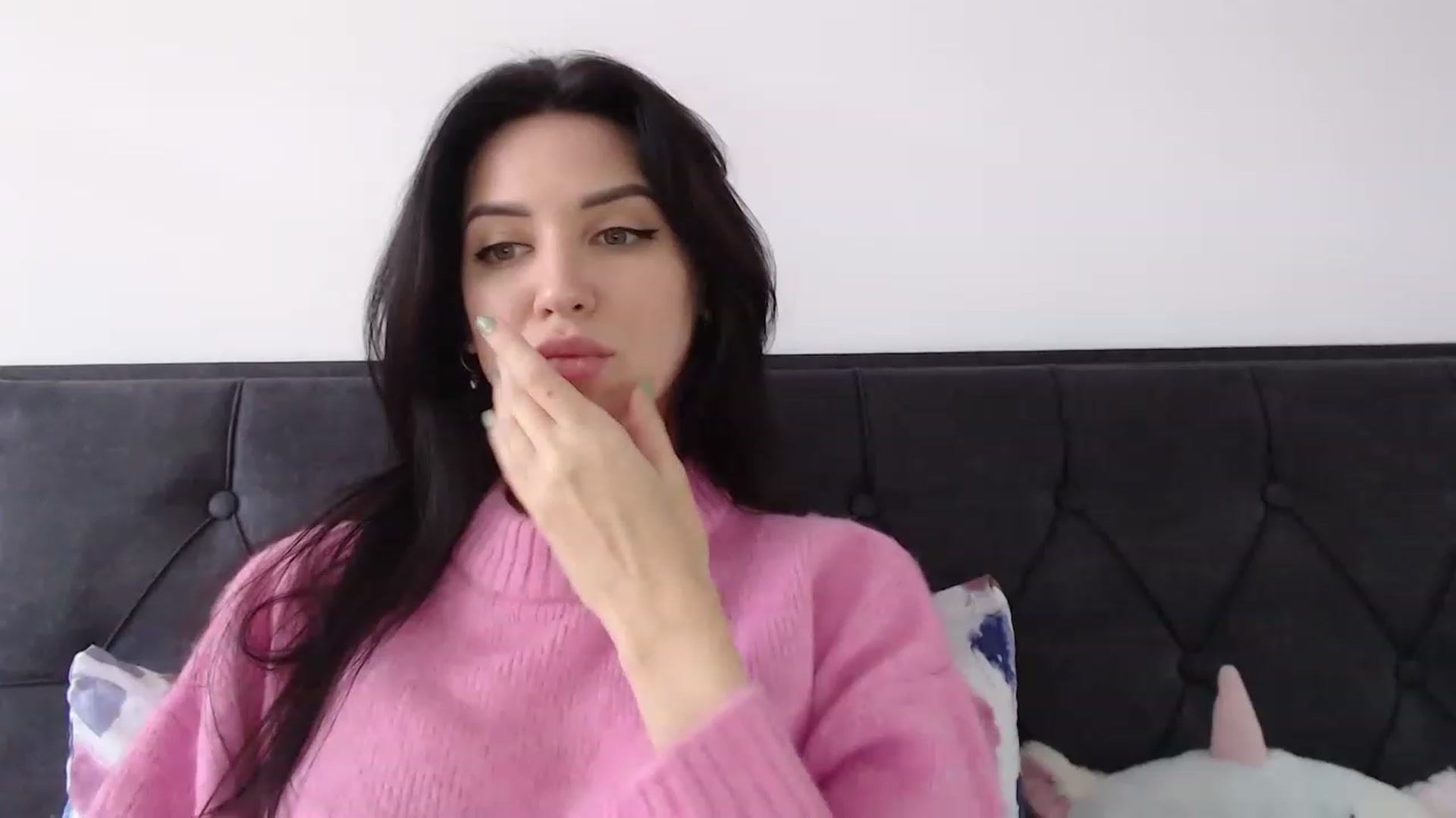 Gallery image thumbnail from Made_in_UA's myfreecams stream on, 12/27/2022, 13:25 image 11 of 20