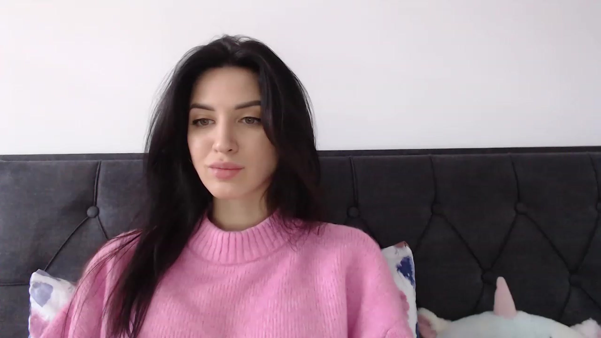 Gallery image thumbnail from Made_in_UA's myfreecams stream on, 12/27/2022, 13:25 image 14 of 20