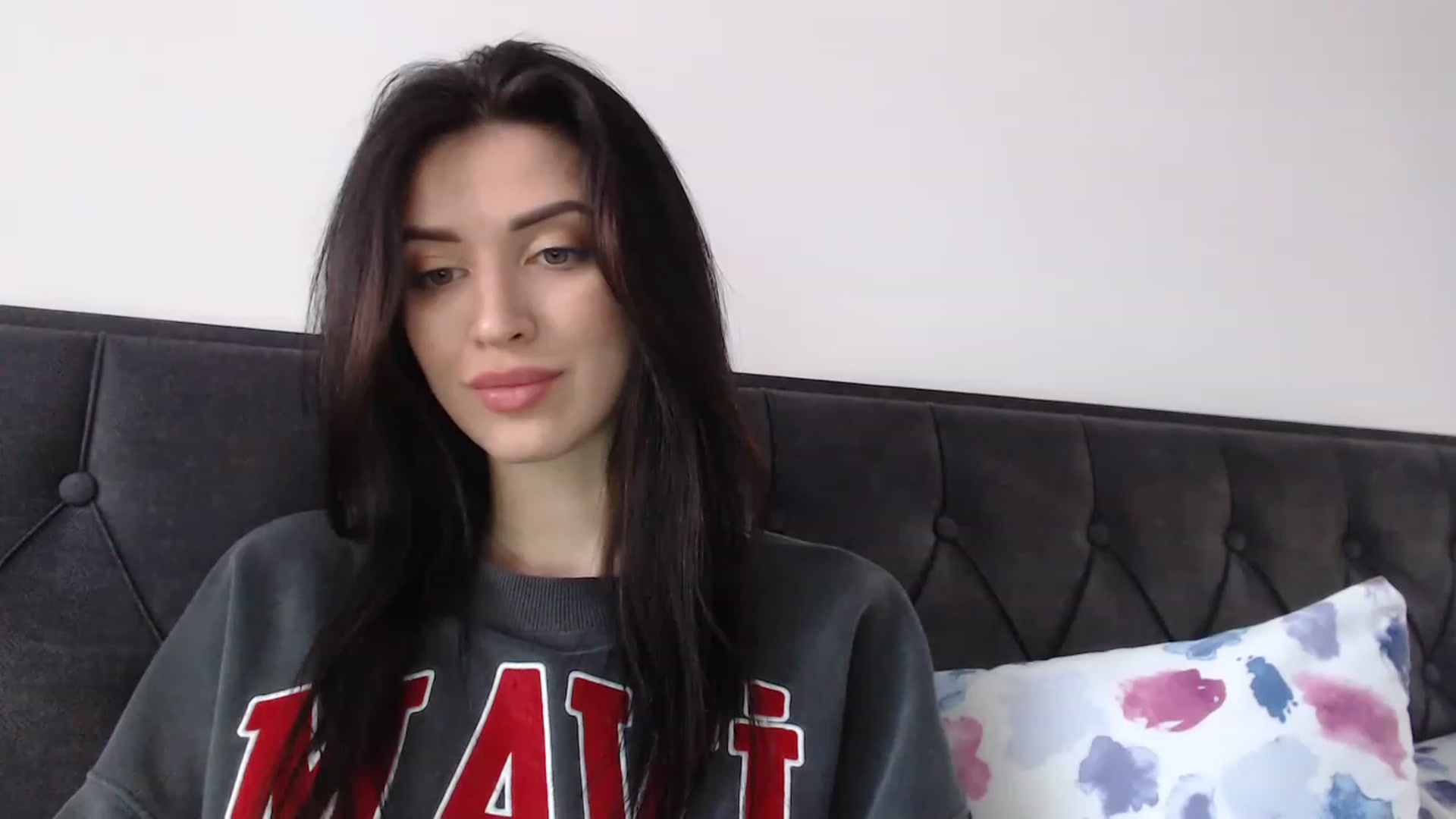 Gallery image thumbnail from Made_in_UA's myfreecams stream on, 01/03/2023, 14:07 image 14 of 20