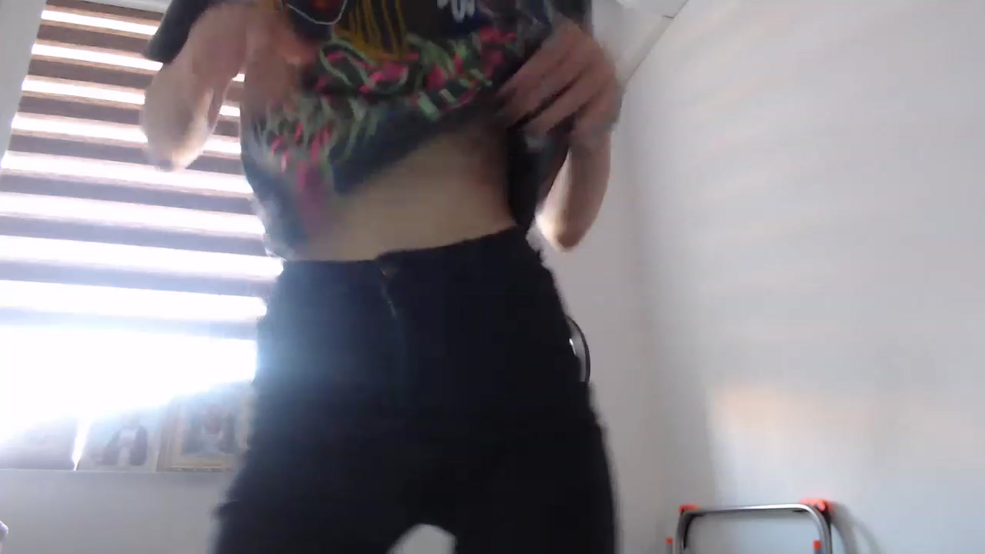 Gallery image thumbnail from Made_in_UA's myfreecams stream on, 01/03/2023, 14:07 image 20 of 20
