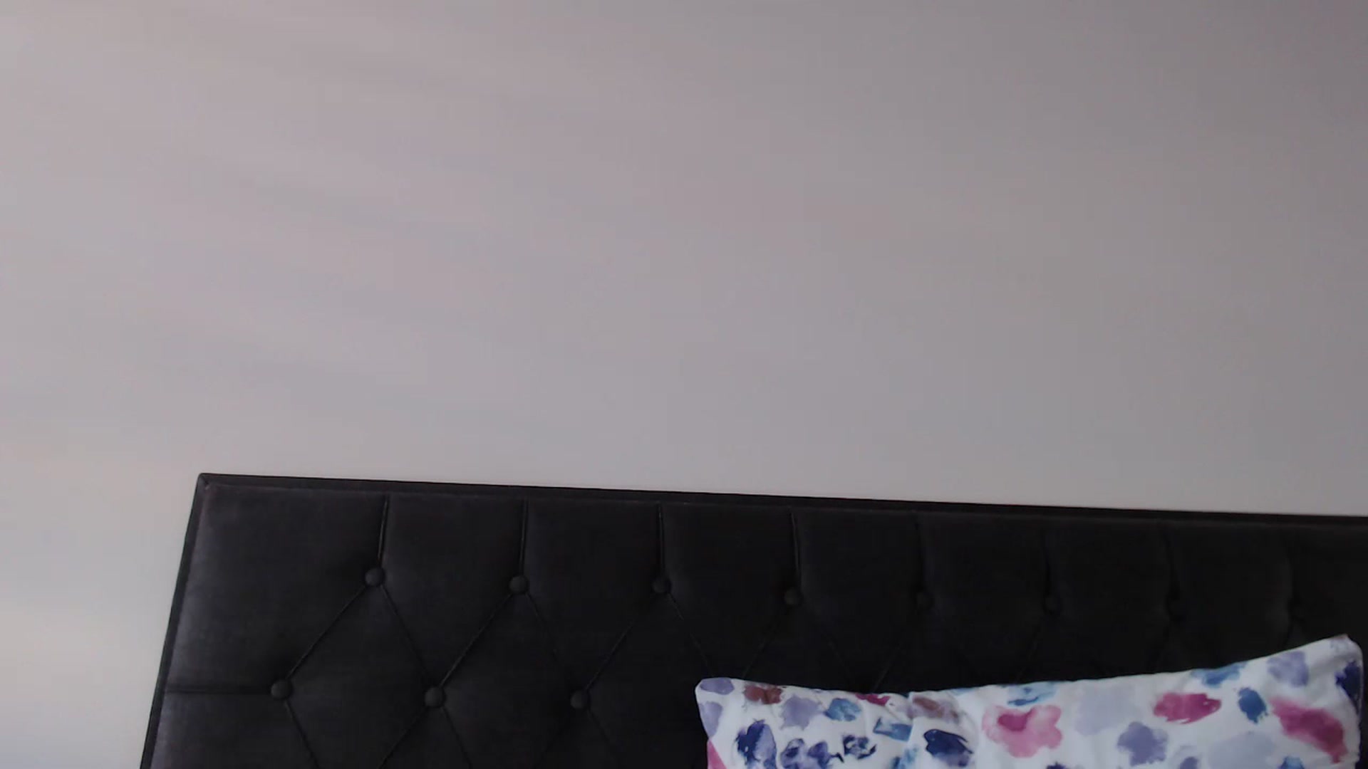 Gallery image thumbnail from Made_in_UA's myfreecams stream on, 01/03/2023, 14:07 image 16 of 20